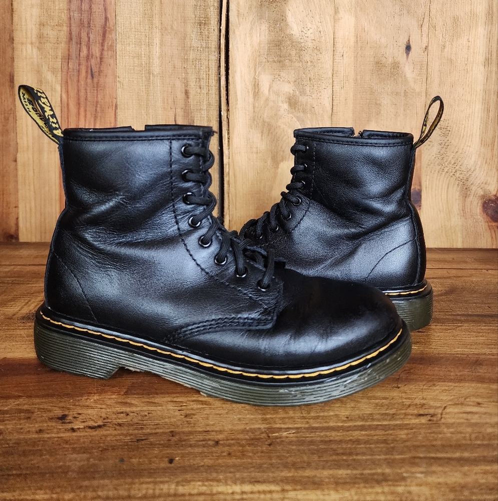 Dr. Martens Junior 1460 Softy T Leather Combat Boots
